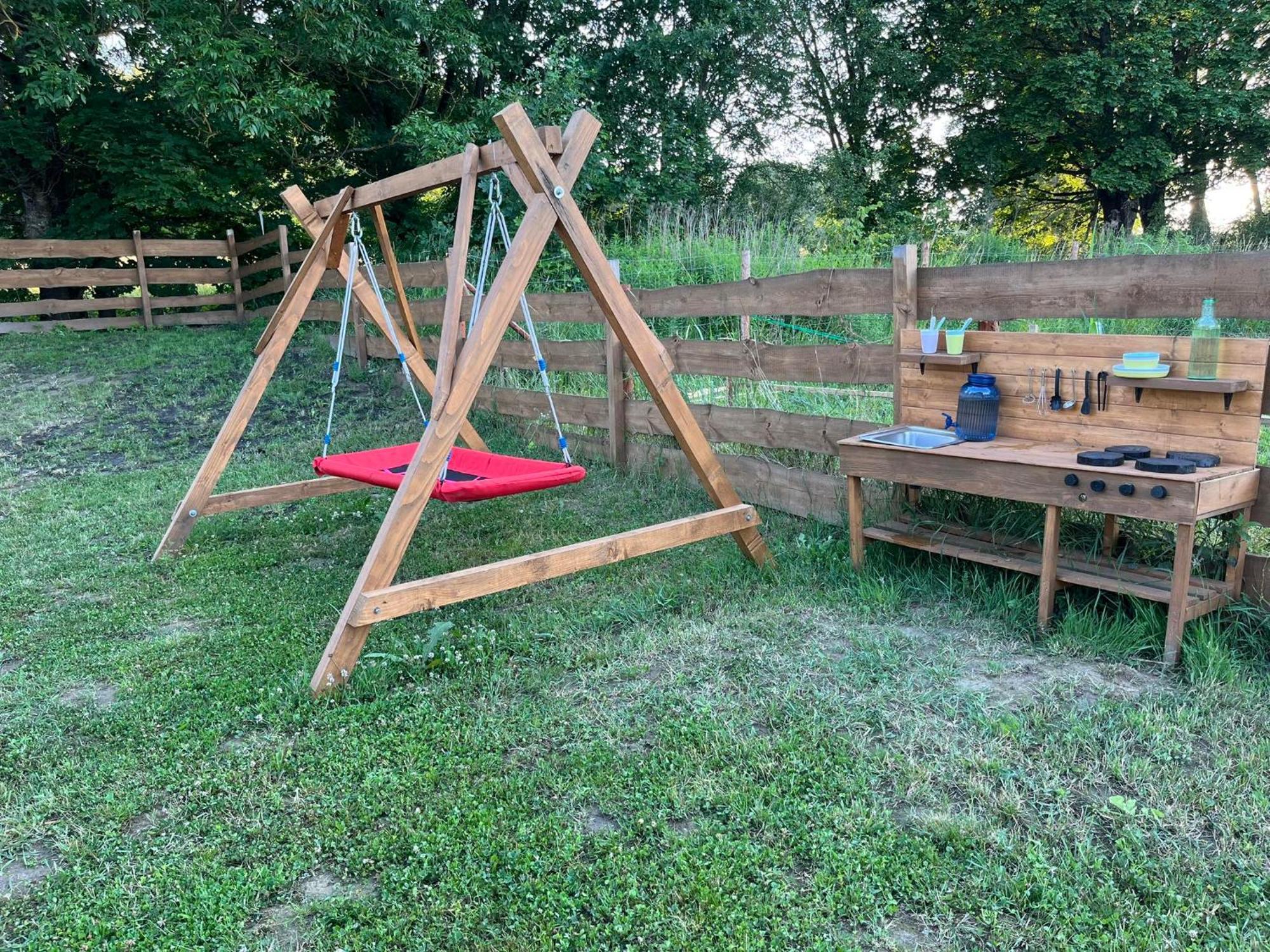 Zielona Chatka Nad Sapina Pozezdrze Luaran gambar